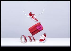 علاقة ساحرة: ارتقِ بخزانة ملابسك باستخدام الإكسسوارات النسائية