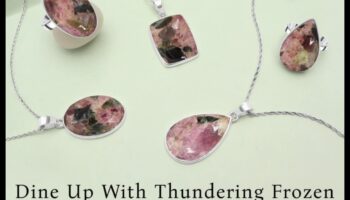 الأناقة الأبدية: الجمال الخالد في كل زوج من أقراطنا