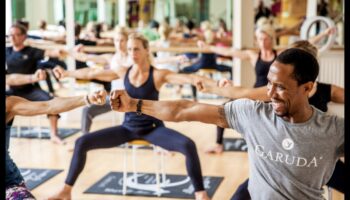 المرونة الانصهار: مزج القوة، والتنقل، والنعمة